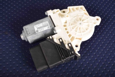 Motor macara geam ușă dreapta spate VW TIGUAN 5N_ 2016 OEM: 5N0959704F 2634768 foto
