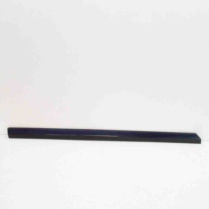 Bandou inferior ușă st&acirc;nga față VW PASSAT Variant B8 3G5 2015 OEM: 3G0854939,3G0854939A