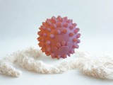 Minge din cauciuc cu tepi pentru caini, 6,5 cm