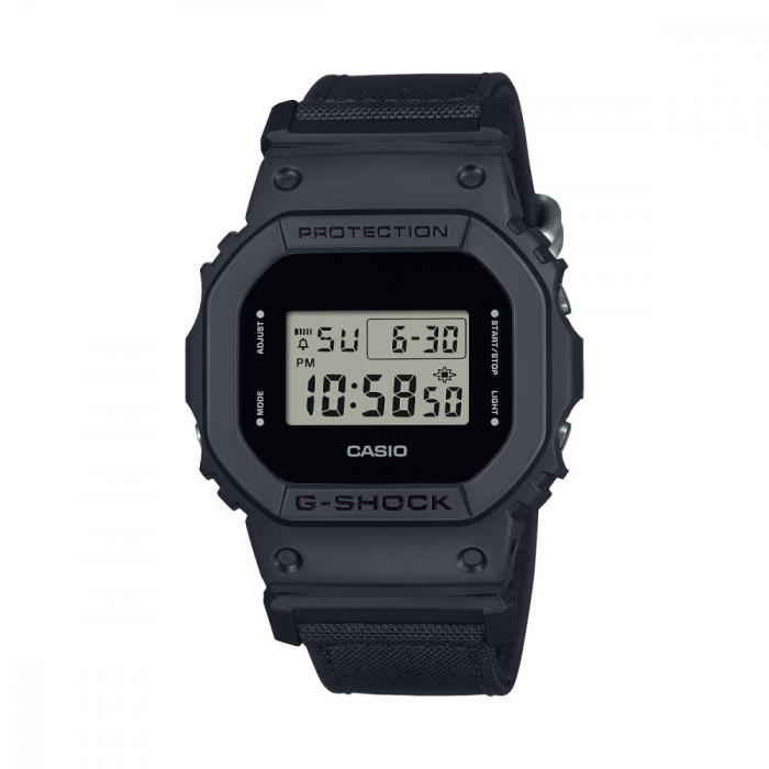 Ceas Barbati, Casio G-Shock, Digital DW-5600BCE-1ER - Marime universala