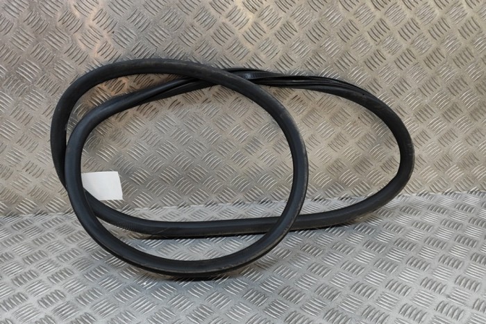 Garnitura ușă dreapta spate OPEL MOKKA 2023 OEM: 9834794380 | 30041637