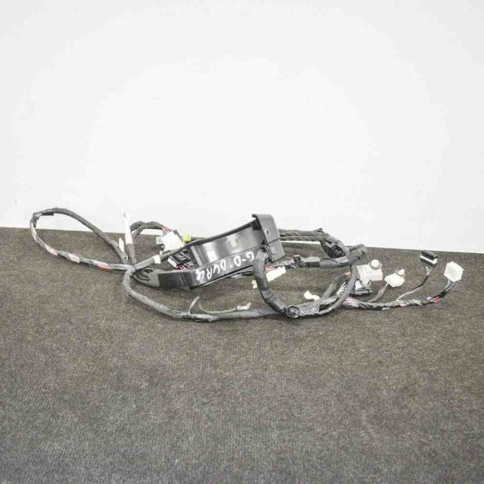 Cablaj ușă dreapta spate TESLA MODEL X 2018 OEM: 1032882-70-F 10038680