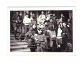 Foto mica elevi/studenti in tabara/excursie, Alb-Negru, Romania de la 1950