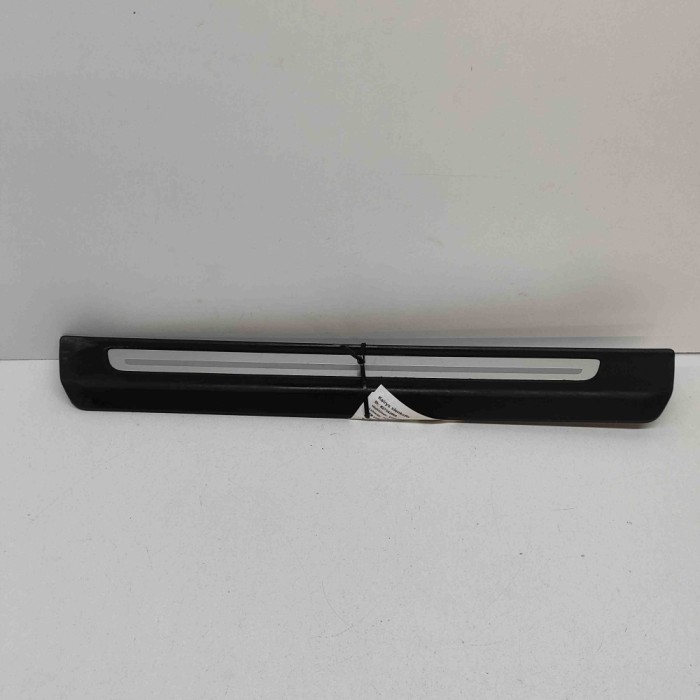 Ornament prag st&acirc;nga față AUDI Q7 4M 2019 OEM: 4M0853373A,4M0853373B,4M0853373C