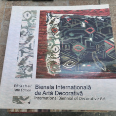 Carte Bienala Internațională de Arta Decorativă