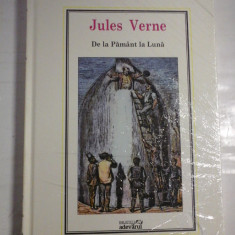 De la Pamant la Luna - JULES VERNE - carte sigilata - biblioteca Adevarul