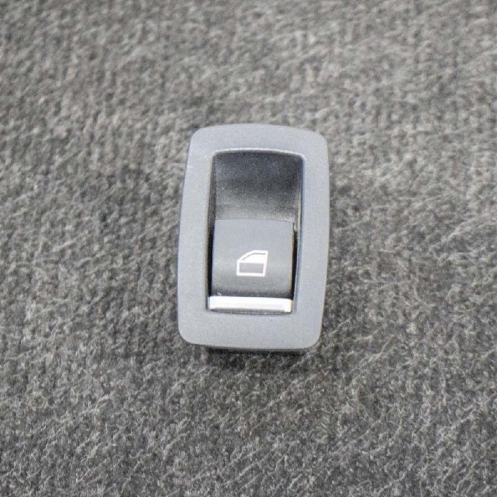 Buton geam ușă dreapta spate BMW X4 F26 2018 OEM: 9361936 10656500