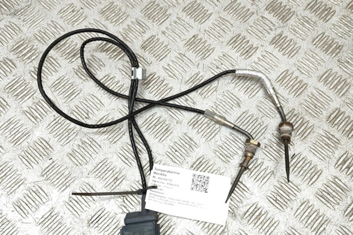 Senzor de temperatură MERCEDES-BENZ GLC X254 2022 OEM: A0009057715 25785773