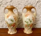 PERECHE DE VAZE VECHI DIN PORTELAN- INCEPUT DE SECOL XX H21,5CM