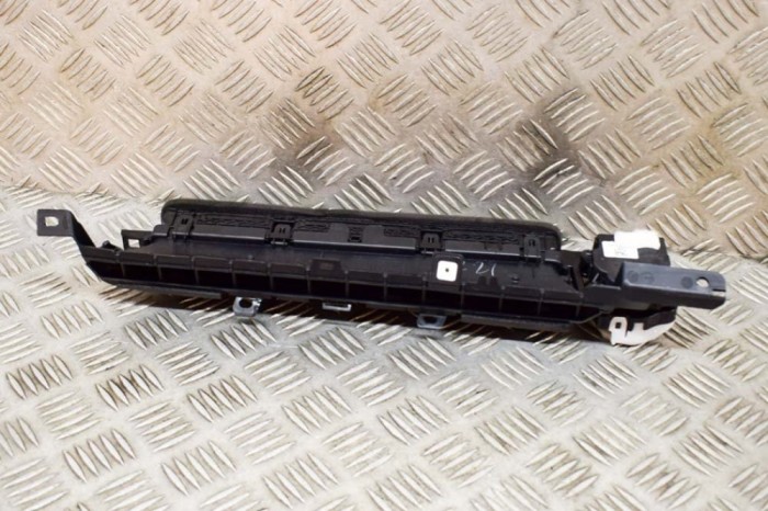 Gura de ventilație planșa de bord TESLA MODEL 3 2022 OEM: 1083325-00-F,T0552113,2735023X 20319970
