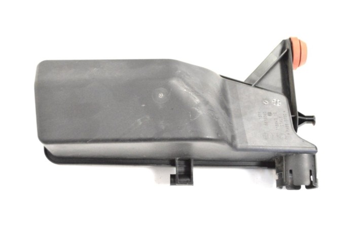 Rezervor rezonator BMW 7 G11, G12 2021 OEM: 8575040 13353858