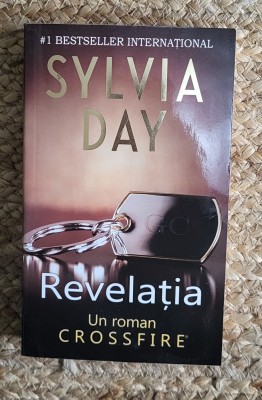 REVELATIA-SYLVIA DAY foto