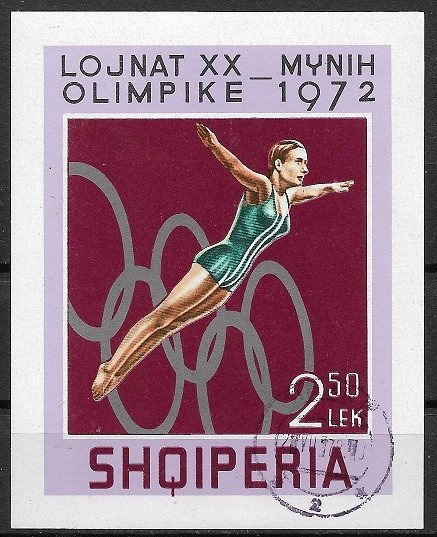 C2143- Albania 1972 - Sport bloc stampilat