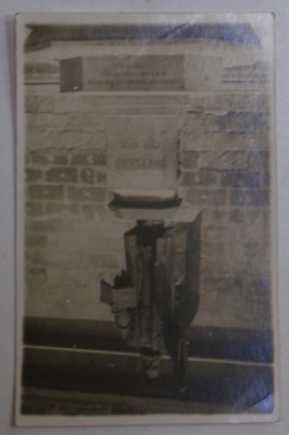 STATUIA LUI HONTERUS DIN BRASOV , FOTOGRAFIE TIP CARTE POSTALA , INCEPUT DE SECOL XX foto