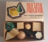 Trusa corpuri geometrice Nufarul