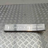 Ornament prag interior st&acirc;nga spate JAGUAR XJ X351 2014 OEM: AW93-F13245-BD