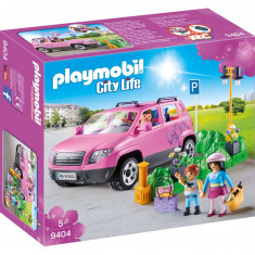 Masina de familie cu loc de parcare Playmobil foto