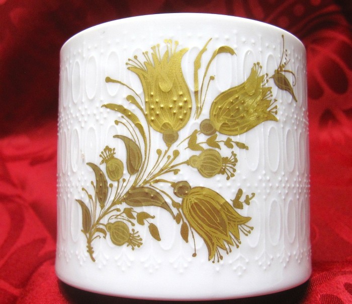 BOL BOMBONIERA PORTELAN ROSENTHAL MODEL ROMANZE DESIGN BJORN WIINBLAD