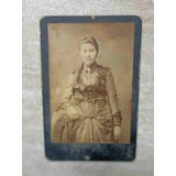 FOTOGRAFIE, PORTRET DE FEMEIE. SEMNATA IN RUSA: MARIA, CHISINAU. PROBABIL INCEPUTUL SEC.XX. 66-238041