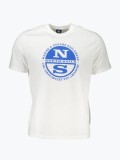 Cumpara ieftin Tricou barbati cu imprimeu cu logo si decolteu la baza gatului alb, S