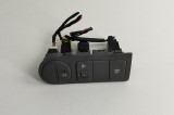 Panou de butoane HYUNDAI H-1 Cargo TQ 2011 OEM: 93310-4H000,93745-4H000,93370-4H100,93260-4H000 | 28996074
