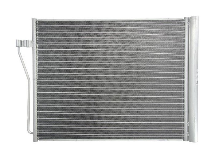 Condensator climatizare BMW Seria 7 F01/F02/F03/F04, 09.2009-12.2015, motor 4.4 V8 T, 299 kw, 750i/Li; 6.0 V12 T, 400 kw benzina, 760i/Li; cutie auto