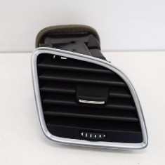 Gura de ventilație planșa de bord AUDI Q3 8U 2014 OEM: 8U2820902C 2968949