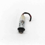 Priza 12 V PORSCHE BOXSTER 986 2004 OEM: 99665210110 | 31380944