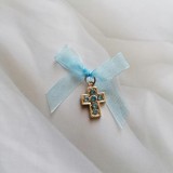 Set 34 Cruciulite Botez Bleu cu Piatra si Funda Organza - Decoratiuni Botez Ieftine