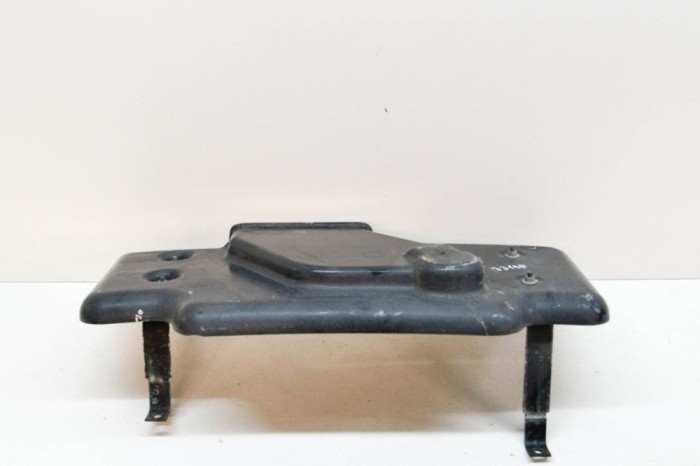 Suport rezervor de combustibil DODGE RAM 1500 Pick-up DJ, DS 2018 OEM: Pick-up | 13894781