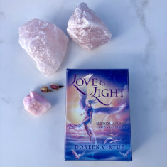 Iubire&lumină,LOVE&LIGHT-Carti ORACOL/ORIGINAL/SIGILAT-ed limitata-Doreen Virtue