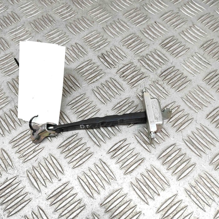 Limitator ușă dreapta față TOYOTA C-HR _X2_, _H2_ 2024 OEM: 68610-F4070 28277551