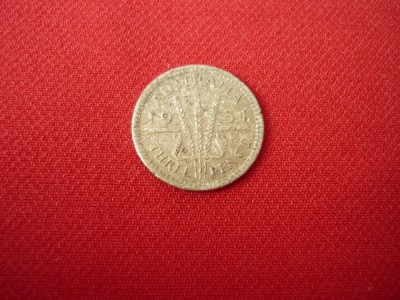 3 PENCE 1951 ARGINT foto