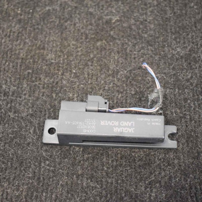 Amplificator de antena LAND ROVER RANGE ROVER EVOQUE L538 2018 OEM: AH42-15K603-AA5E08X0127 4004612