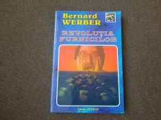 Bernard Werber - Revolutia furnicilor foto