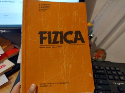 Manual fizică. Clasa XII-a. Ciobotaru, Angelescu, Melnic, Gall. 1985 foto