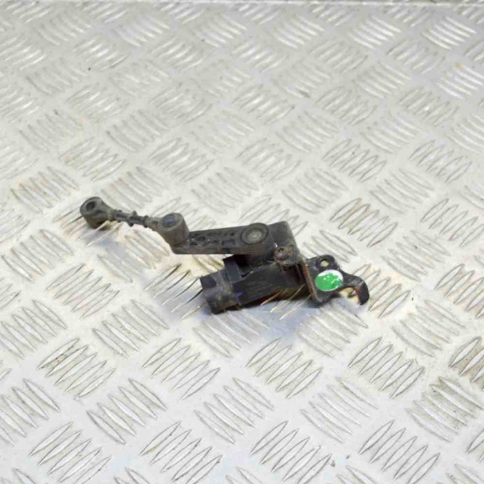 Senzor de nivel &icirc;nălțime dreapta față JAGUAR F-PACE X761 2017 OEM: GX73-3C280-CA 11653870