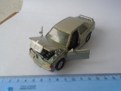bnk jc Matchbox Super Kings Mercedes 190 E foto