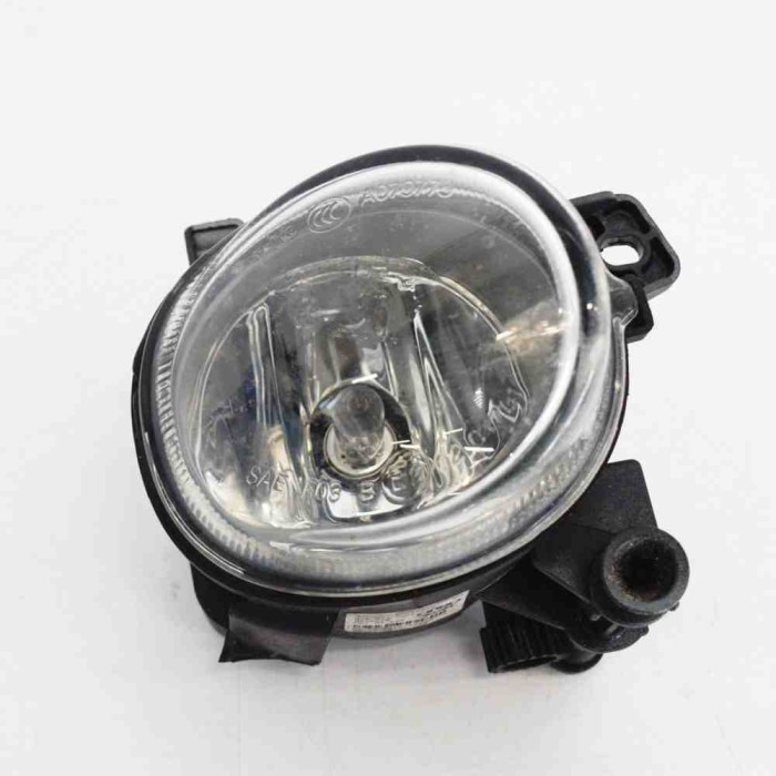 Proiector ceață dreapta față AUDI Q3 8U 2014 OEM: 8T0941700E 2969476