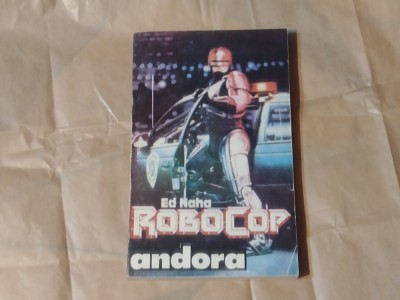 ED NAHA - ROBOCOP foto