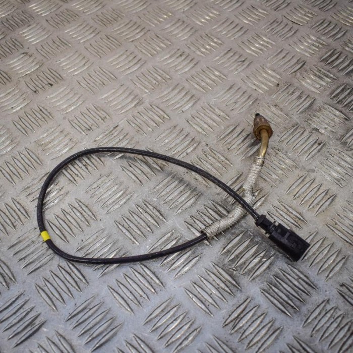 AUDI A3 Cabrio 8V7, 8VE 2013 OEM: 04L906088AR SKU: 3540636