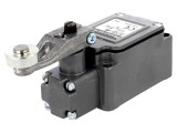 Limitator cursă manetă cu rolă 10A 480VAC
