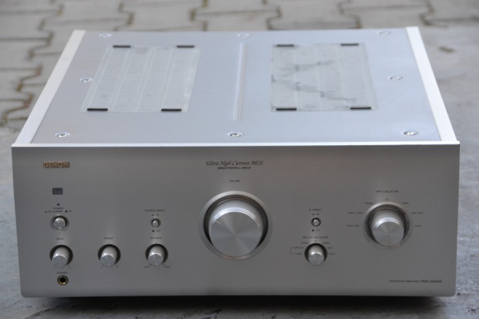 Amplificator Denon PMA 2000 AE