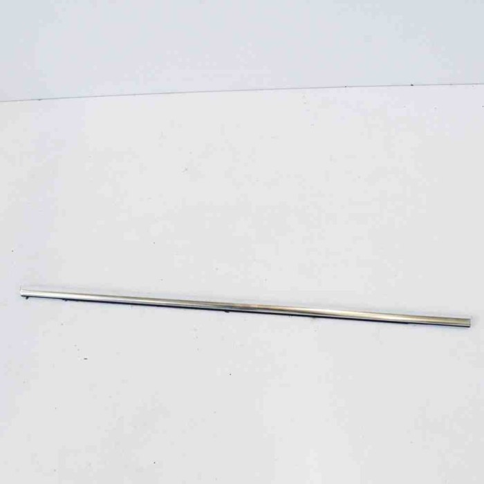 Chedar geam ușă dreapta spate VW PASSAT Variant B7 365 2011