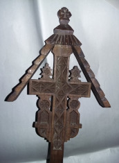Troita foarte veche sculptata in lemn tip crucifix ,33 cm/13 cm/6,5cm,T.GRATUIT foto