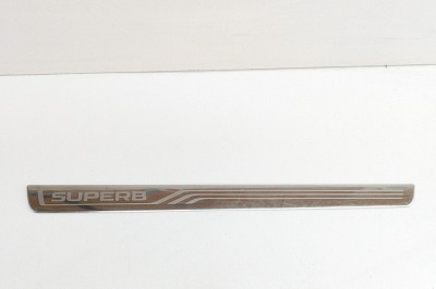 Ornament prag dreapta față SKODA SUPERB III 3V3 2018 OEM: 3V0853814D 26304804 foto