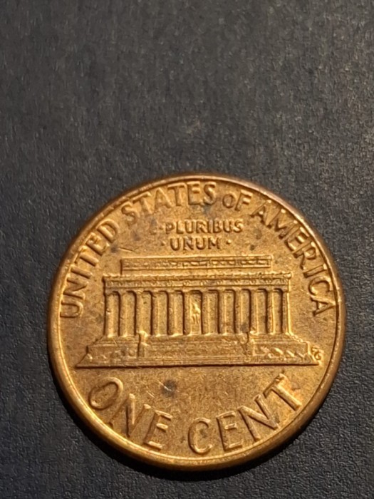 One cent 1979 D