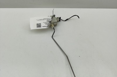 &amp;Icirc;ncuietoare capac rezervor VW PASSAT Variant B7 365 2012 OEM: 3AA810773 31045446 foto