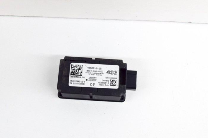 Modul de control presiune anvelope TESLA MODEL 3 2019 OEM: 1458965-00-A,A3C00046202 | 21559423