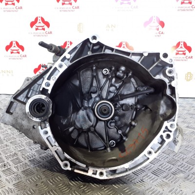 Cutie de viteze manuala 6 trepte Nissan Juke 1.6 DIG-T foto